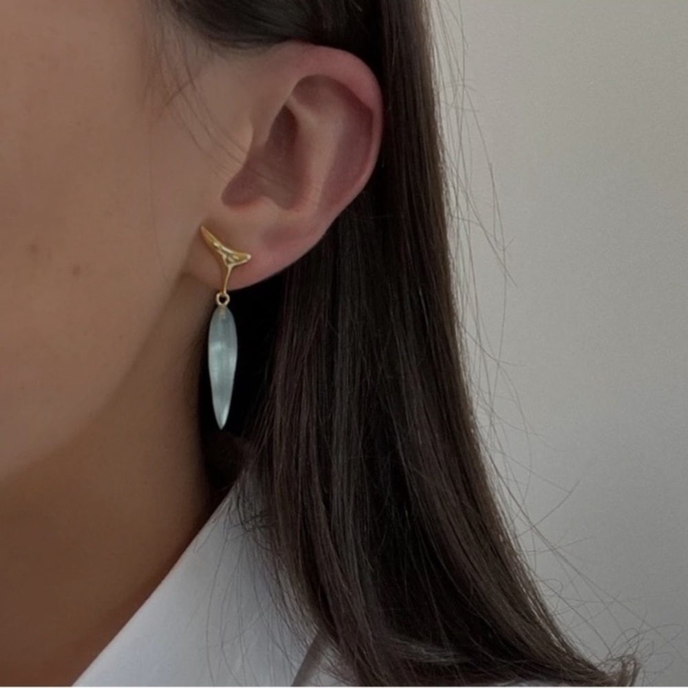 ALEXIS BITTAR • NEW Blue Grey Lucite Molten Gold Metal Spear Drop Post Earrings - Picture 13 of 13